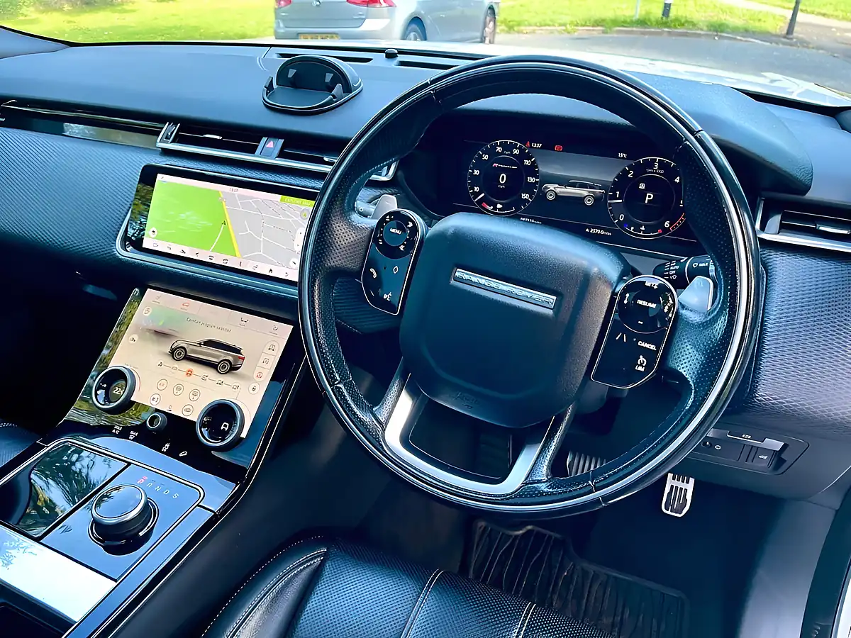 Used 2017 Land Rover Range Rover Velar R-Dynamic Se White - Interior and Exterior details 18