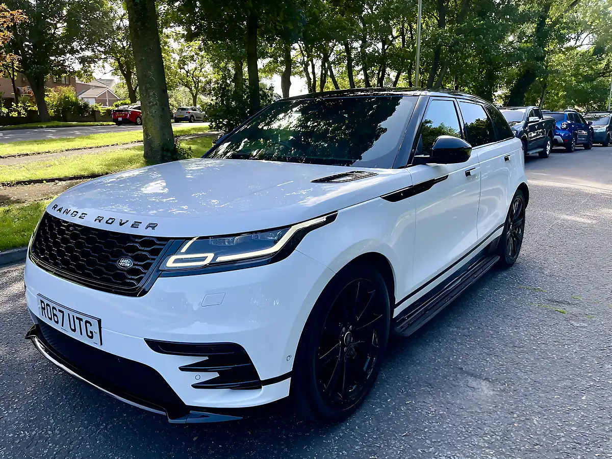 Used 2017 Land Rover Range Rover Velar R-Dynamic Se White - Interior and Exterior details 3