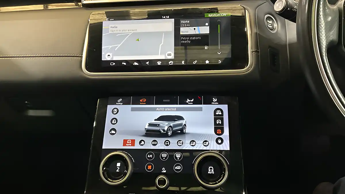 Used 2017 Land Rover Range Rover Velar Se Silver - Interior and Exterior details 11