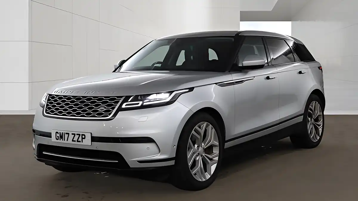 Used 2017 Land Rover Range Rover Velar Se Silver - Interior and Exterior details 3