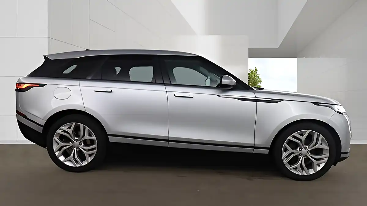 Used 2017 Land Rover Range Rover Velar Se Silver - Interior and Exterior details 8
