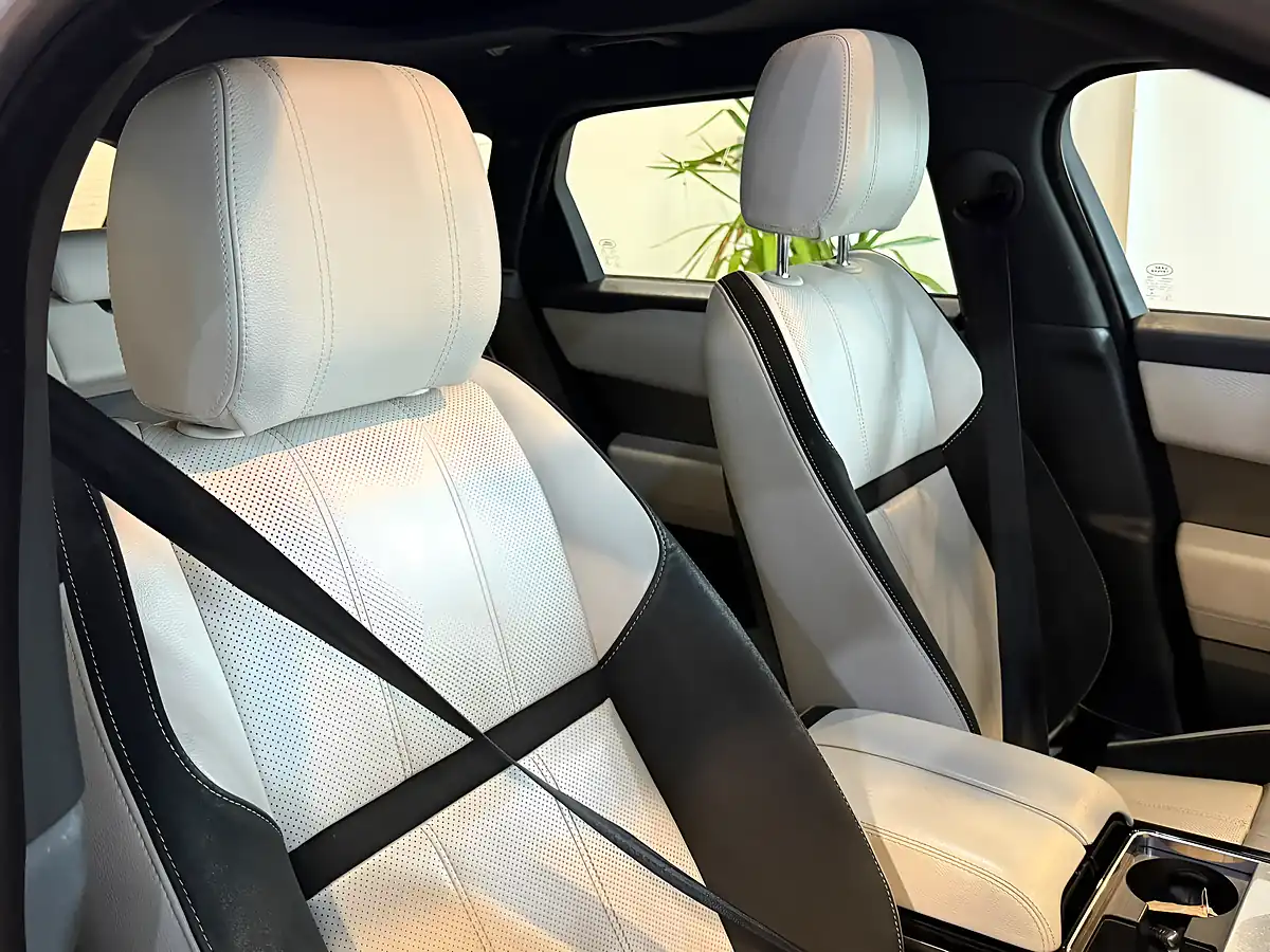 Used 2017 Land Rover Range Rover Velar Silver - Interior and Exterior details 12