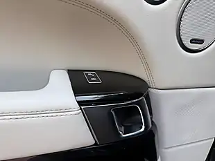 Used 2017 Land Rover Range Rover Vogue Blue - Interior and Exterior details 16