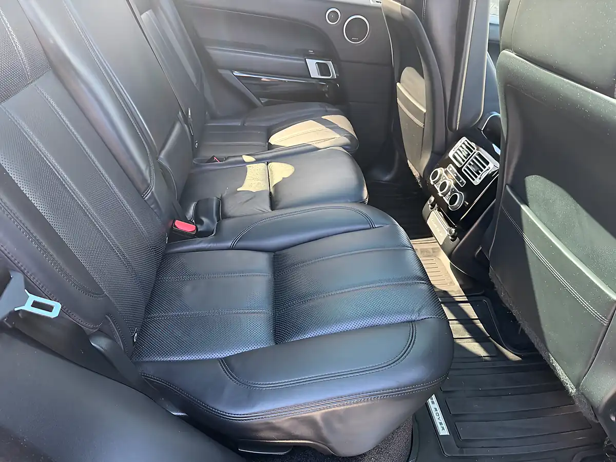 Used 2017 Land Rover Range Rover Vogue Carpathian Grey - Interior and Exterior details 13