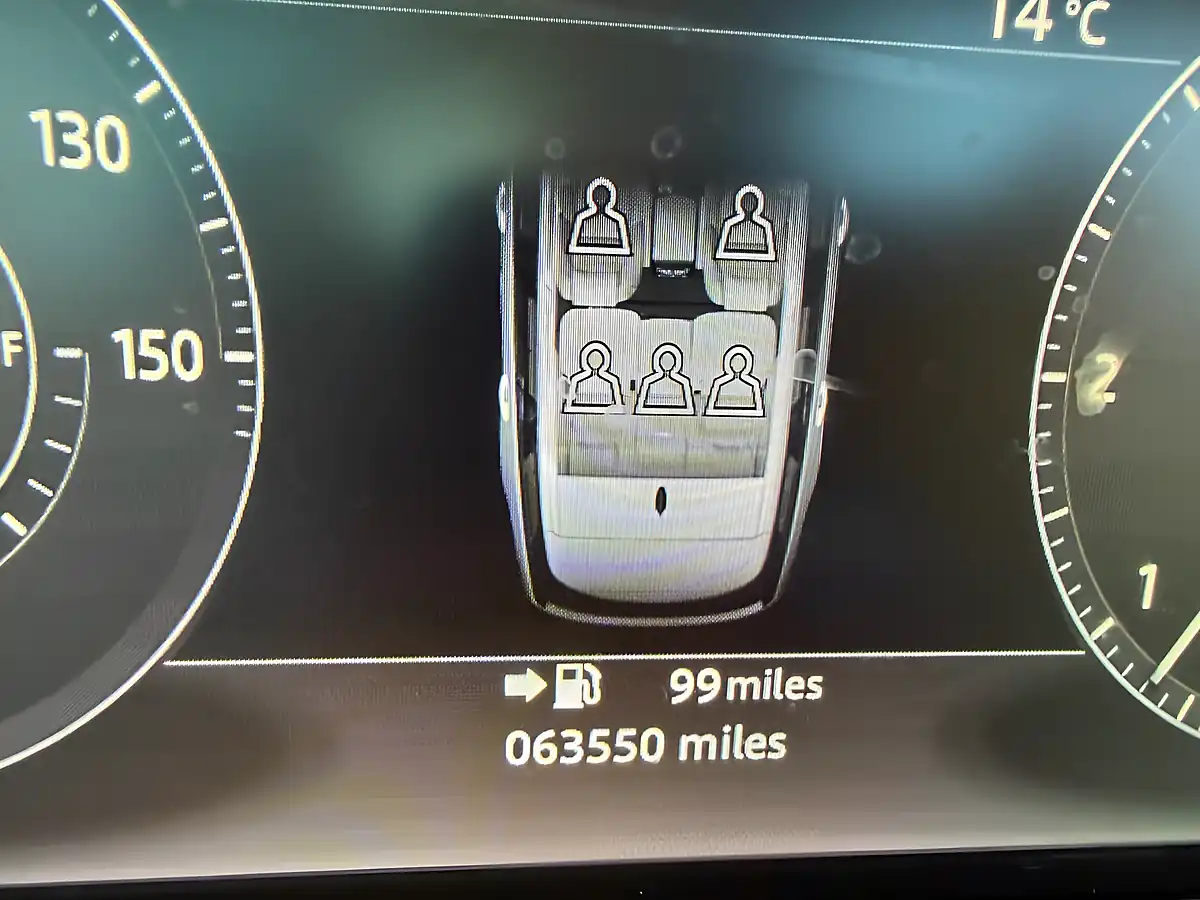 Used 2017 Land Rover Range Rover Vogue Carpathian Grey - Interior and Exterior details 19