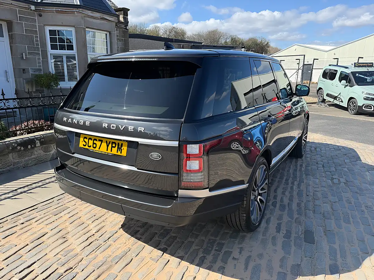 Used 2017 Land Rover Range Rover Vogue Carpathian Grey - Interior and Exterior details 4