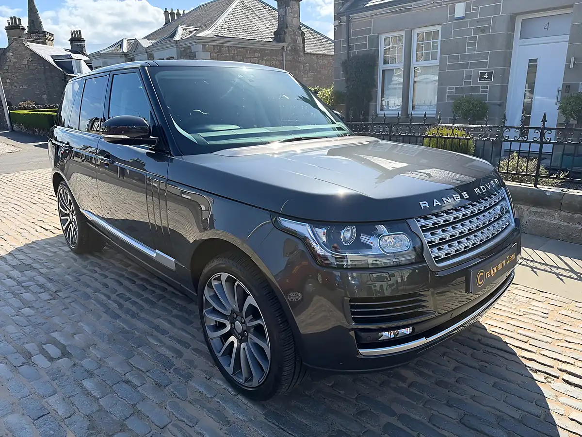 Used 2017 Land Rover Range Rover Vogue Carpathian Grey - Interior and Exterior details 7