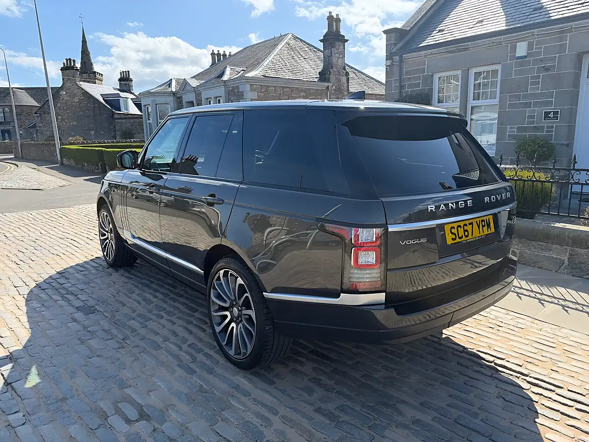 Used 2017 Land Rover Range Rover Vogue Carpathian Grey - Interior and Exterior details 8