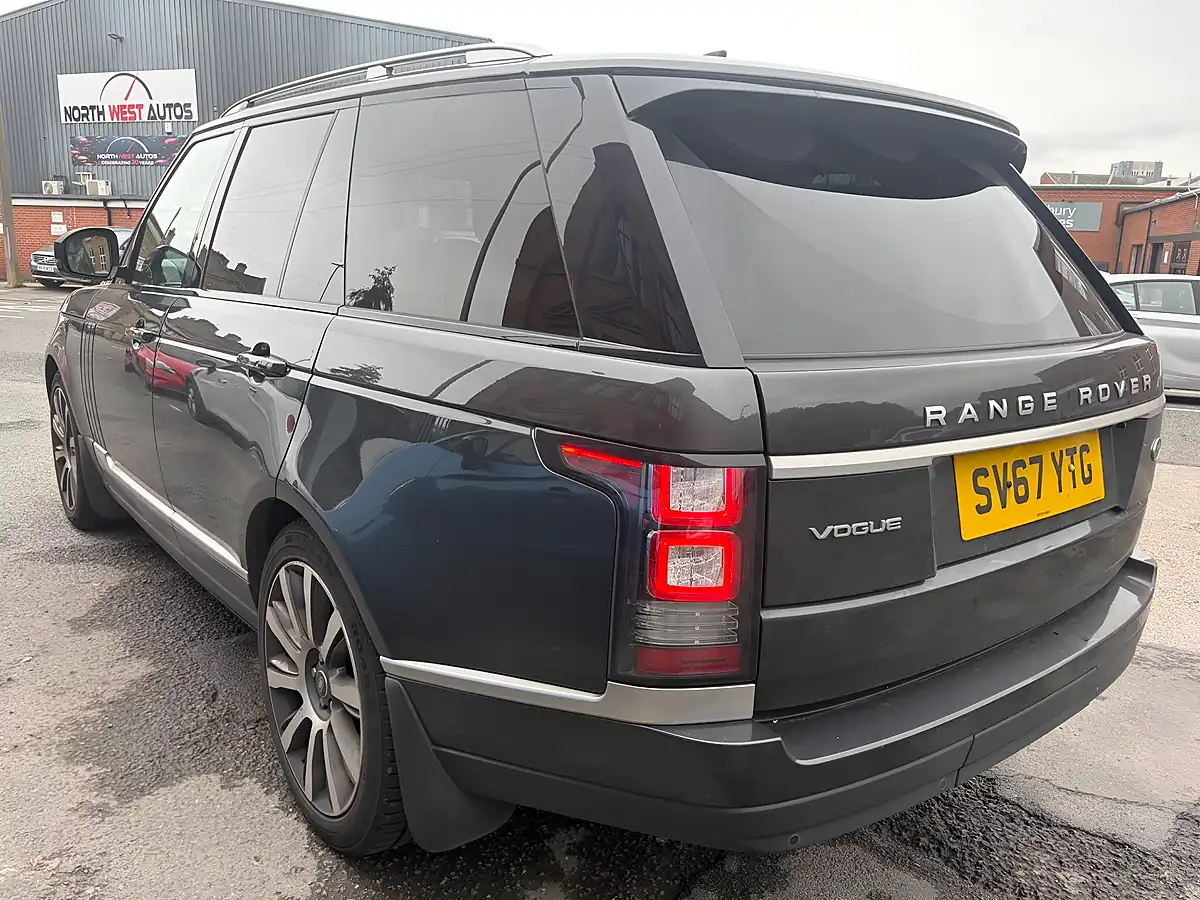 Used 2017 Land Rover Range Rover Vogue Grey - Interior and Exterior details 6