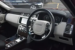 Used 2017 Land Rover Range Rover Vogue Montalcino Red - Interior and Exterior details 8
