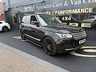 Used 2017 Land Rover Range Rover Vogue Santorini Black - Interior and Exterior details 6