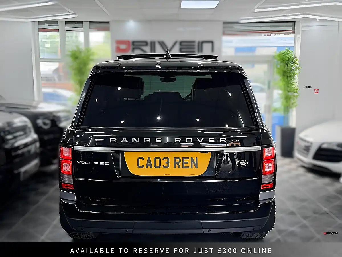 Used 2017 Land Rover Range Rover Vogue Se Black - Interior and Exterior details 11