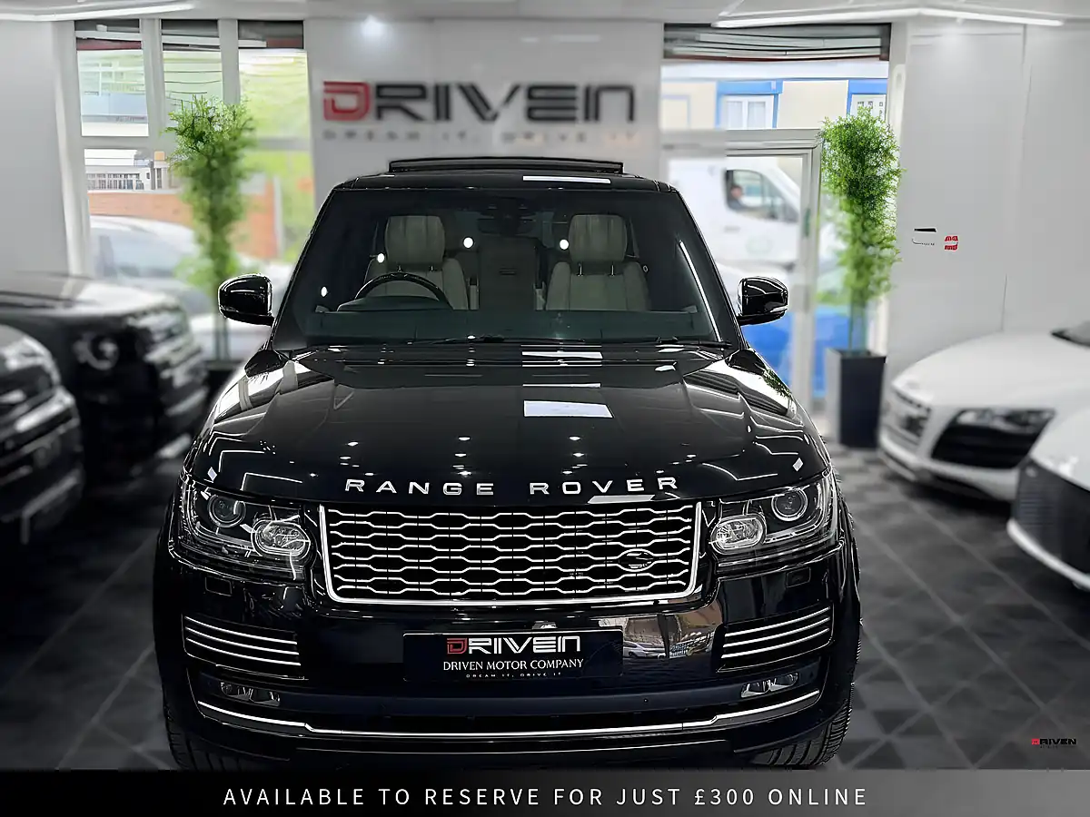 Used 2017 Land Rover Range Rover Vogue Se Black - Interior and Exterior details 3