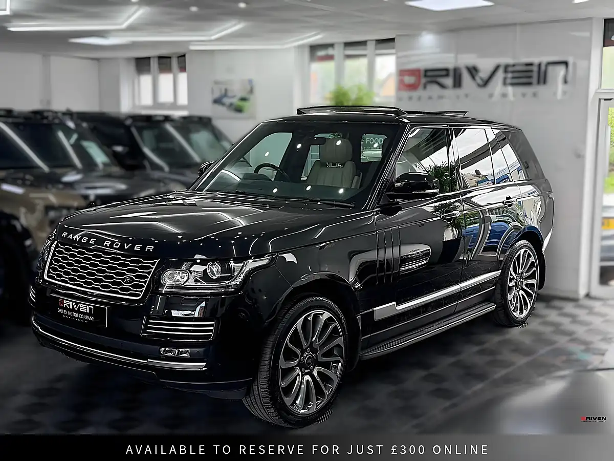 Used 2017 Land Rover Range Rover Vogue Se Black - Interior and Exterior details 6