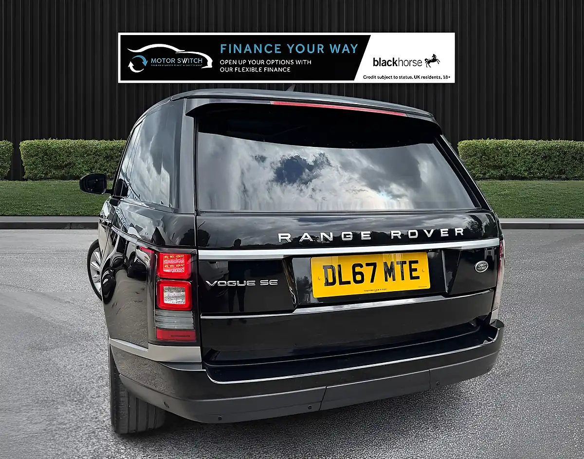 Used 2017 Land Rover Range Rover Vogue Se Black - Interior and Exterior details 10