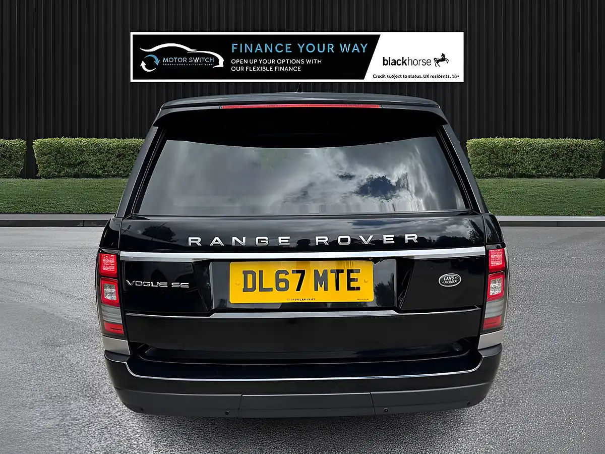 Used 2017 Land Rover Range Rover Vogue Se Black - Interior and Exterior details 9