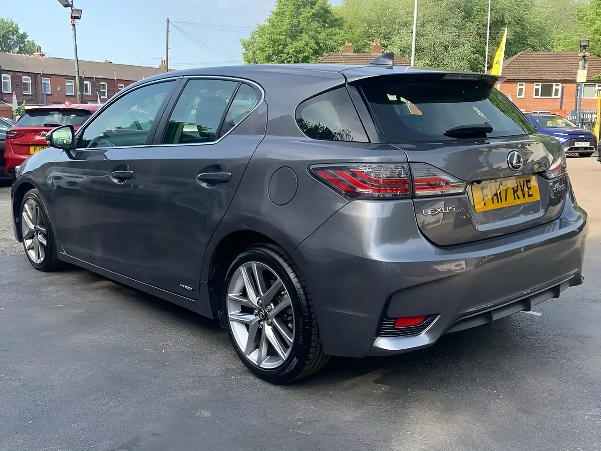 Used 2017 Lexus Ct Executive Edition Grey - Interior and Exterior details 8
