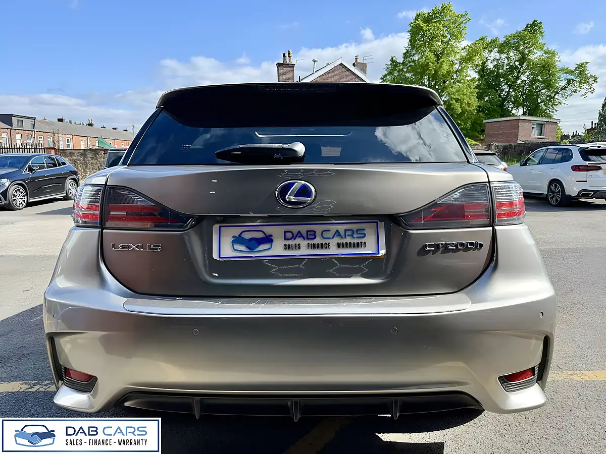 Used 2017 Lexus Ct Premier Silver - Interior and Exterior details 15
