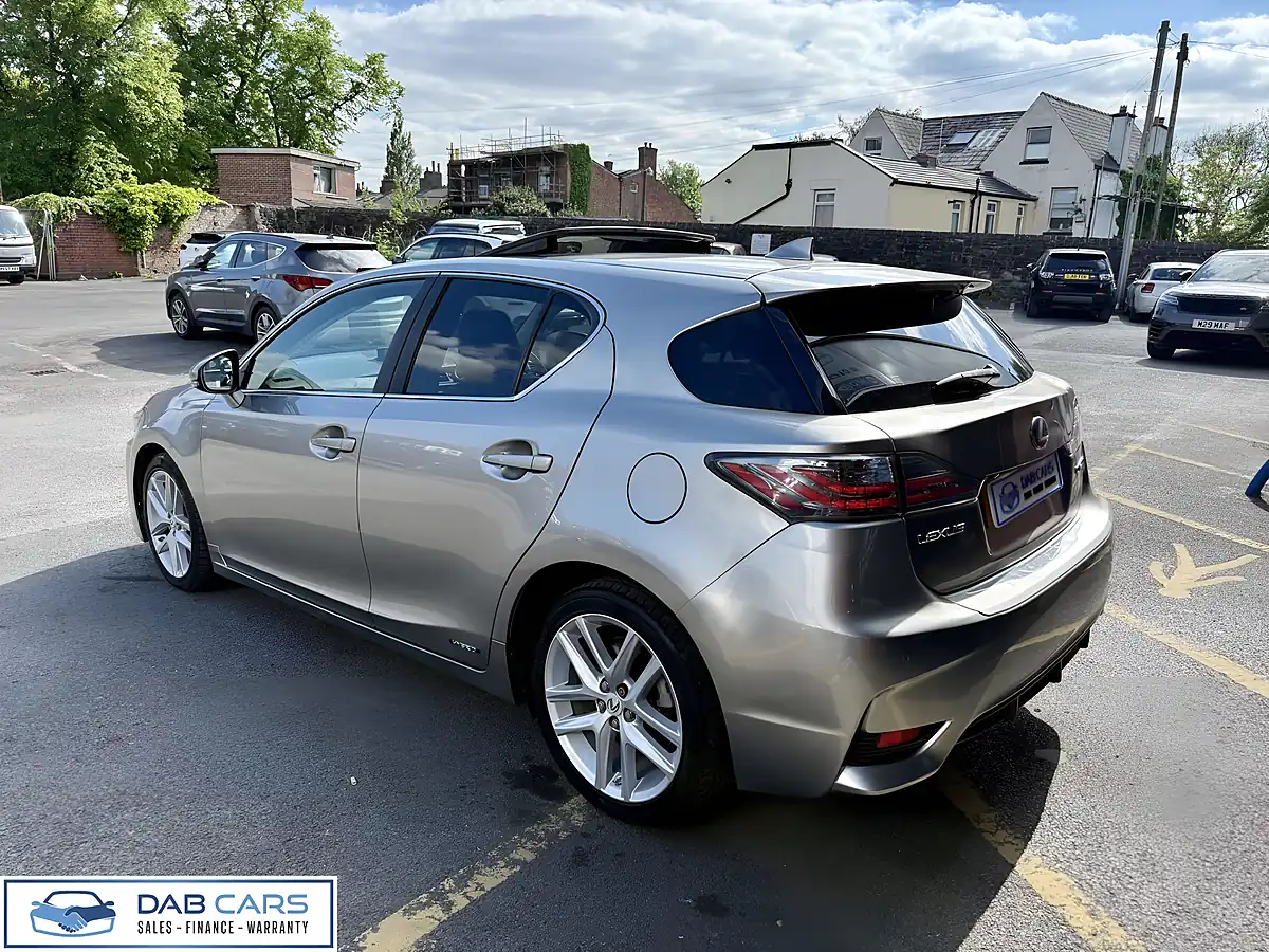 Used 2017 Lexus Ct Premier Silver - Interior and Exterior details 5
