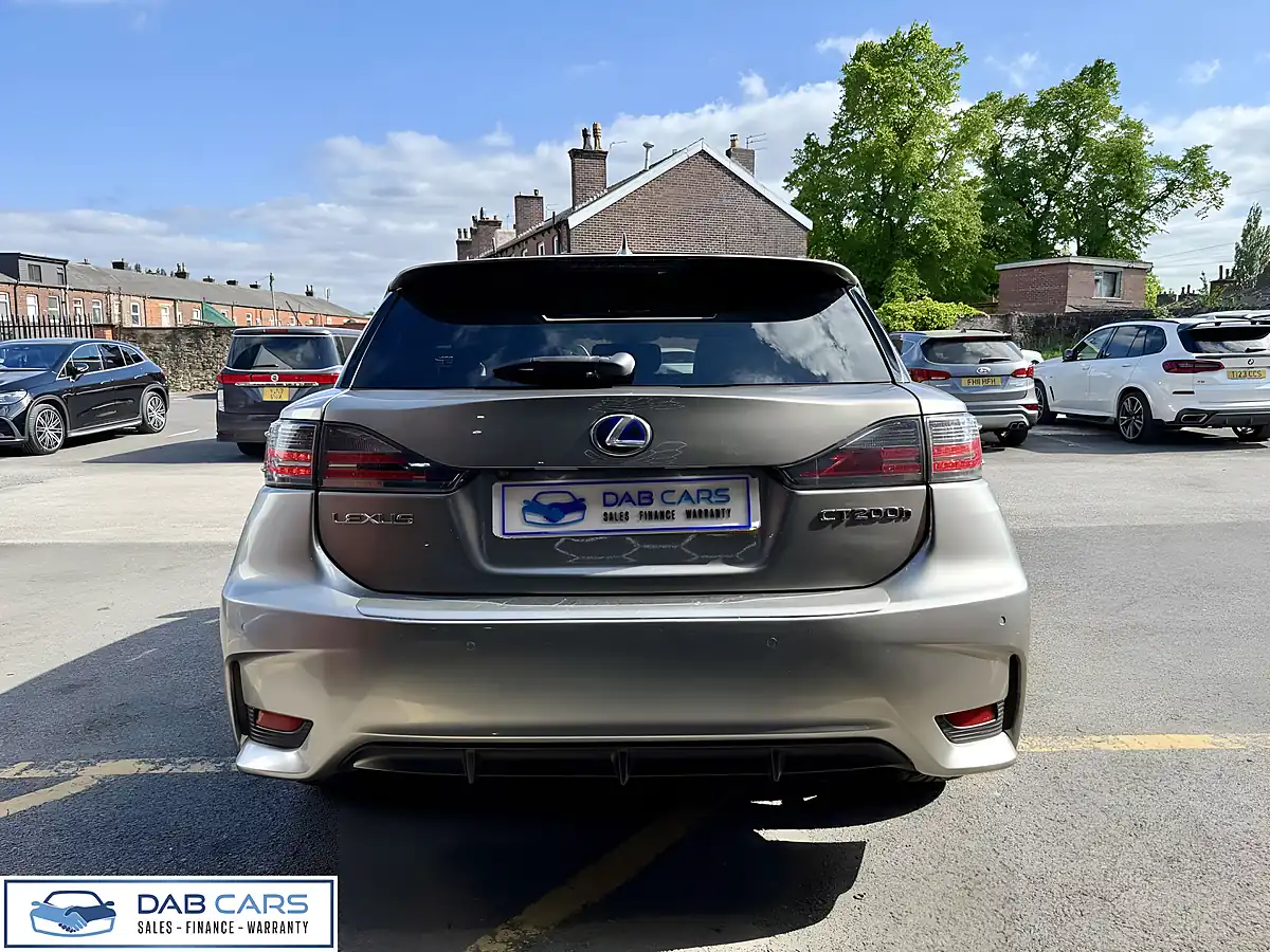 Used 2017 Lexus Ct Premier Silver - Interior and Exterior details 6