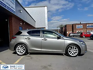 Used 2017 Lexus Ct Premier Silver - Interior and Exterior details 8