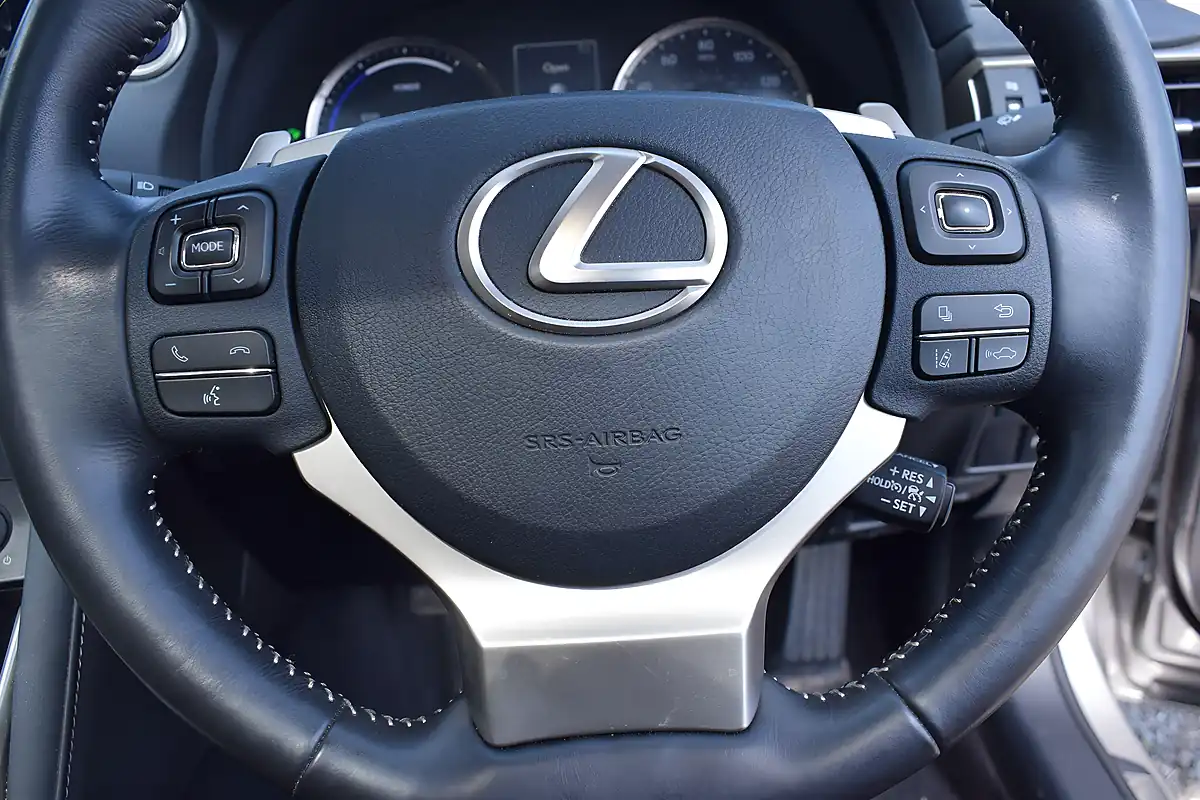 Used 2017 Lexus Is Premier Silver - Interior and Exterior details 18