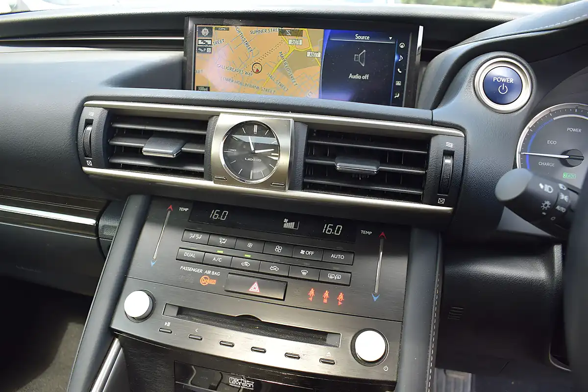 Used 2017 Lexus Is Premier Silver - Interior and Exterior details 4
