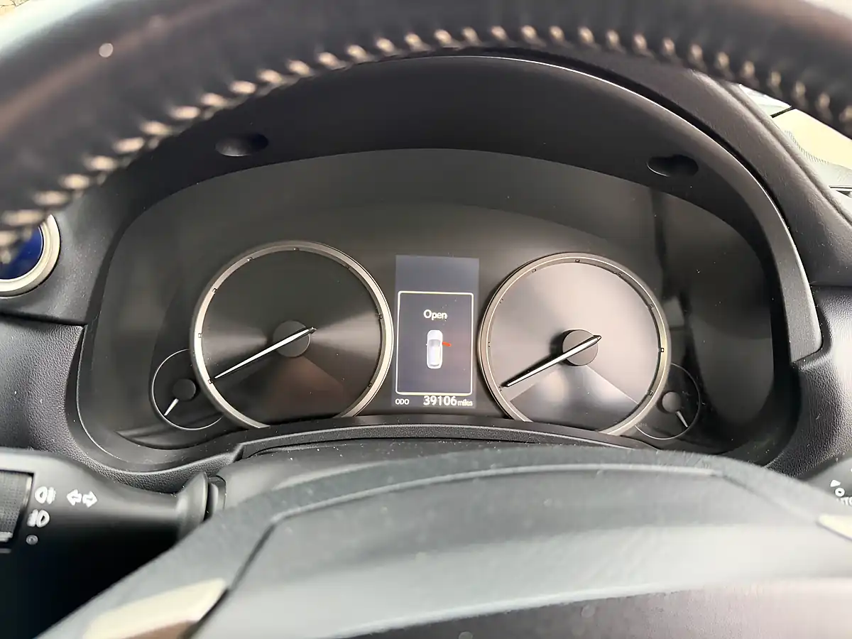 Used 2017 Lexus Nx Luxury Sonic White - Interior and Exterior details 16