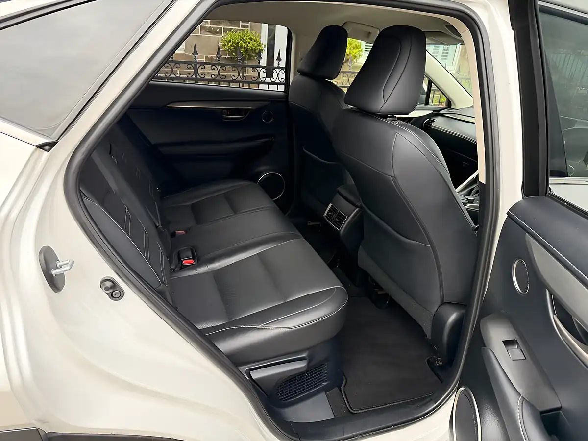 Used 2017 Lexus Nx Luxury Sonic White - Interior and Exterior details 8