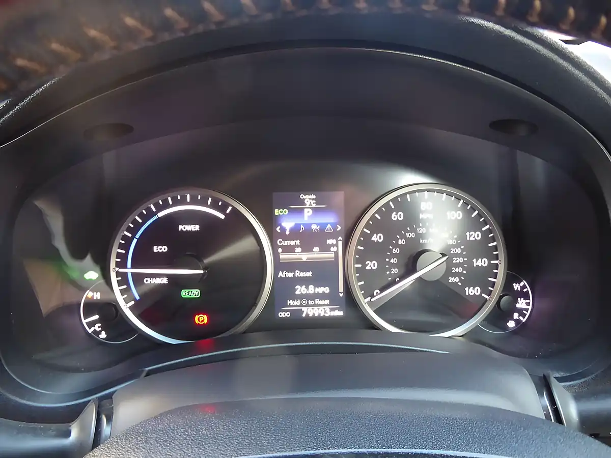 Used 2017 Lexus Nx Sport White - Interior and Exterior details 18