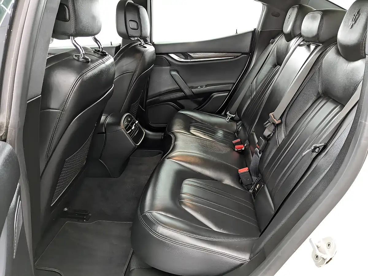 Used 2017 Maserati Ghibli Bianco White - Interior and Exterior details 11