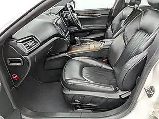 Used 2017 Maserati Ghibli Bianco White - Interior and Exterior details 14