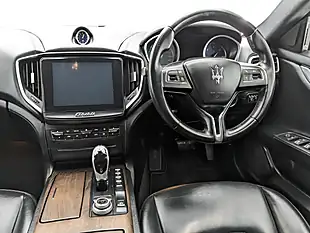 Used 2017 Maserati Ghibli Bianco White - Interior and Exterior details 17