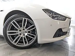 Used 2017 Maserati Ghibli Bianco White - Interior and Exterior details 2