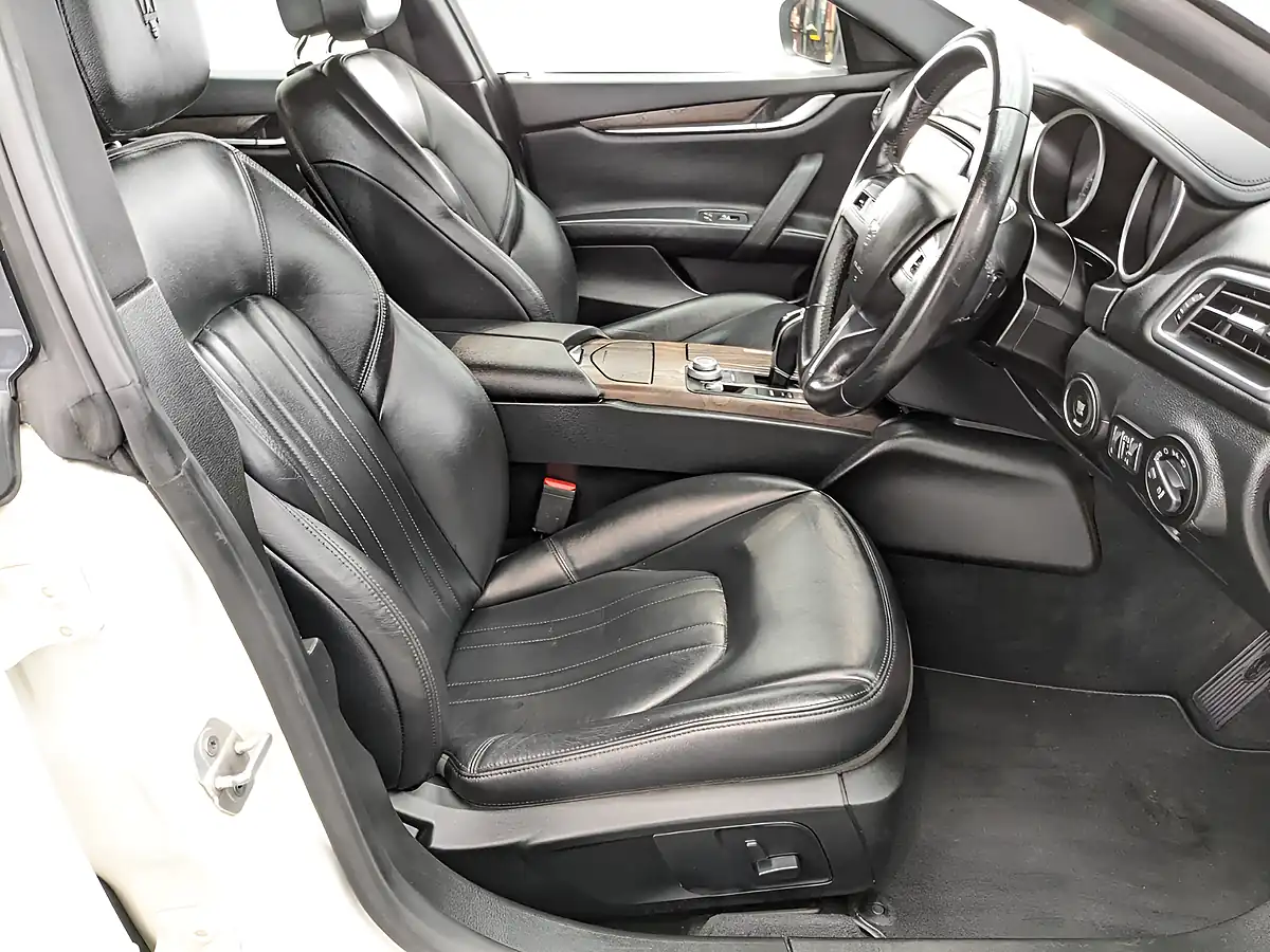 Used 2017 Maserati Ghibli Bianco White - Interior and Exterior details 20