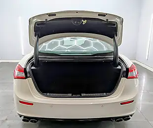 Used 2017 Maserati Ghibli Bianco White - Interior and Exterior details 9