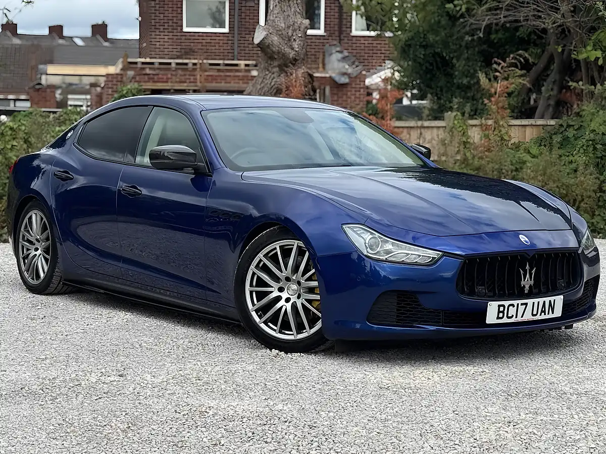Used 2017 Maserati Ghibli Blue - Front View