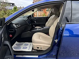 Used 2017 Maserati Ghibli Blue - Interior and Exterior details 11