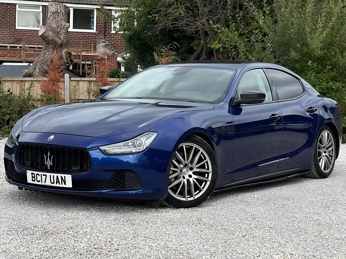 Used 2017 Maserati Ghibli Blue - Interior and Exterior details 3