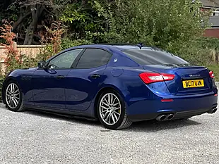 Used 2017 Maserati Ghibli Blue - Interior and Exterior details 9