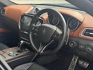 Used 2017 Maserati Ghibli Blue - Interior and Exterior details 10