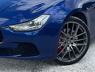Used 2017 Maserati Ghibli Blue - Interior and Exterior details 17