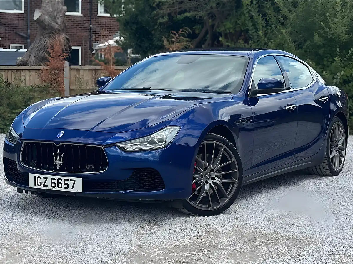 Used 2017 Maserati Ghibli Blue - Interior and Exterior details 2