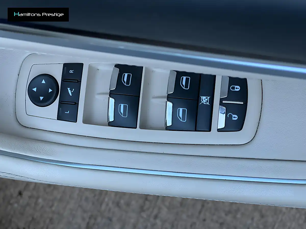 Used 2017 Maserati Levante Blue - Interior and Exterior details 15
