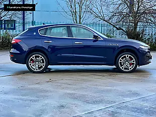 Used 2017 Maserati Levante Blue - Interior and Exterior details 5
