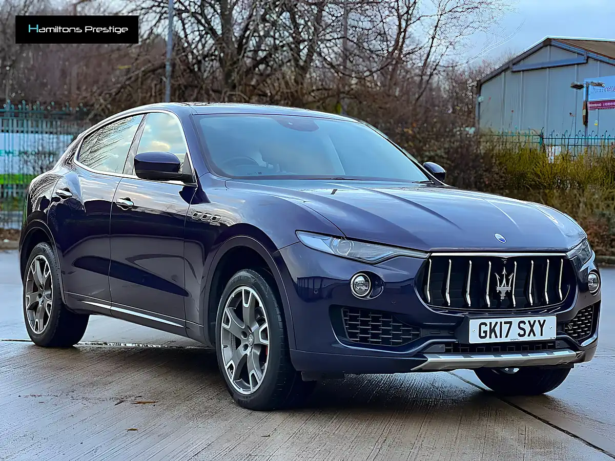 Used 2017 Maserati Levante Blue - Interior and Exterior details 6