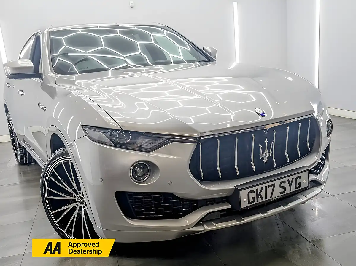 Used 2017 Maserati Levante Grey - Front View