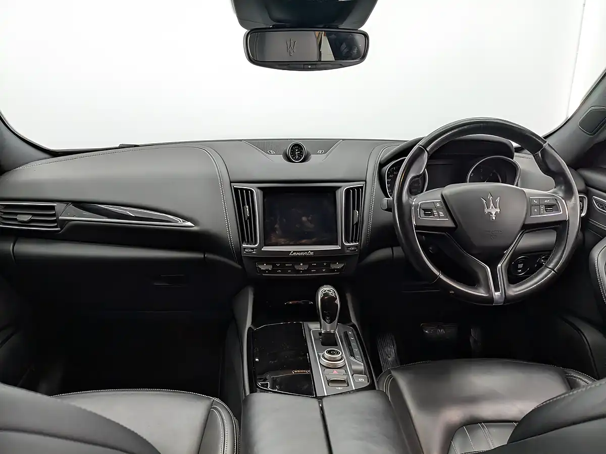 Used 2017 Maserati Levante Grey - Interior and Exterior details 20
