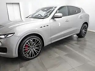 Used 2017 Maserati Levante Grey - Interior and Exterior details 3
