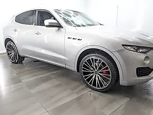 Used 2017 Maserati Levante Grey - Interior and Exterior details 4